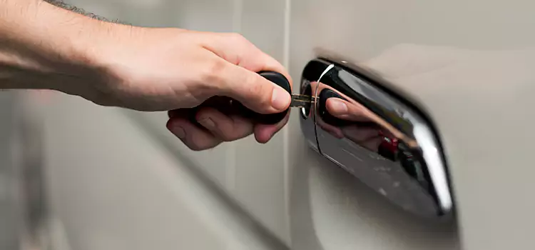 Why Choose Our Auto Locksmith Team in Brooklyn, NY?